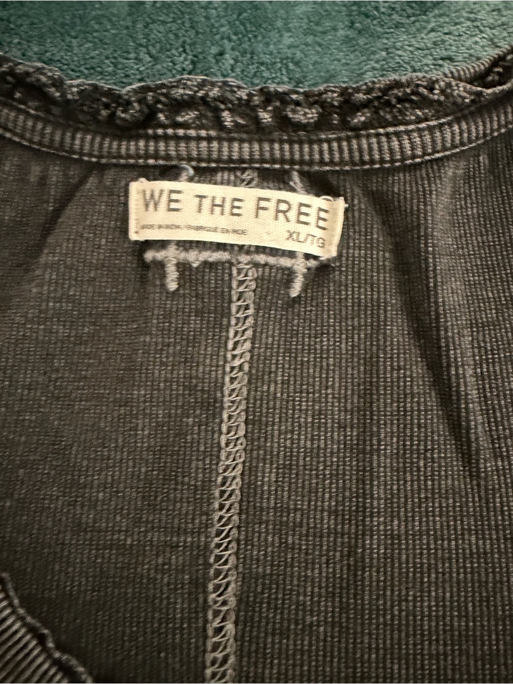 FREE P / WE THE FREE ! YESSSS THE DISTRESSED TANK THAT issss a 10!!! check !!! - Picture 2 of 8